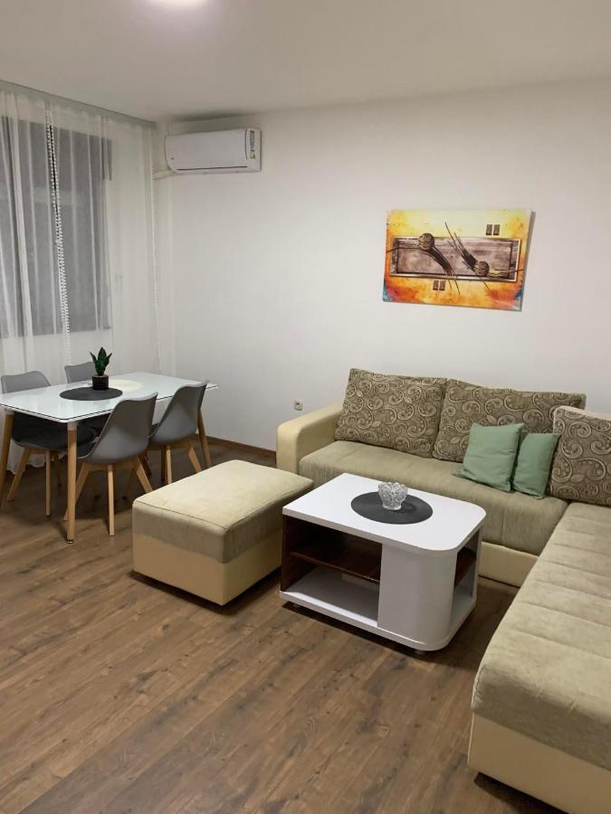 Mar Lux Kumanovo Exterior foto